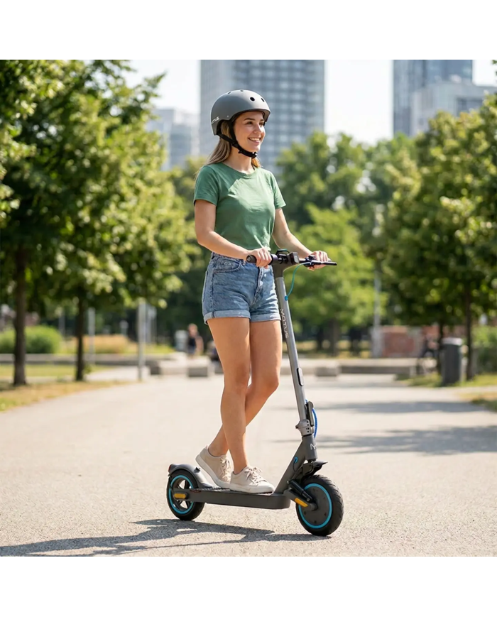 Adjustable MOTUS black helmet for bicycle, electric scooter