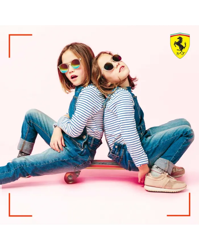 Ferrari skateboard 31"X8