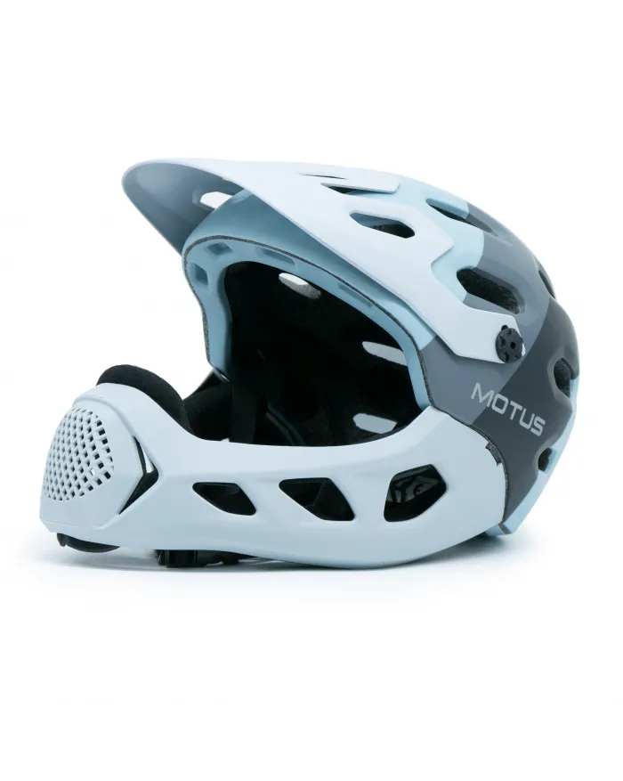 MOTUS Full Face Helmet Size M/L CB-49
