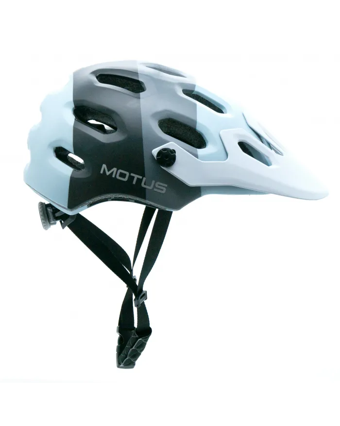 MOTUS Full Face Helmet Size M/L CB-49