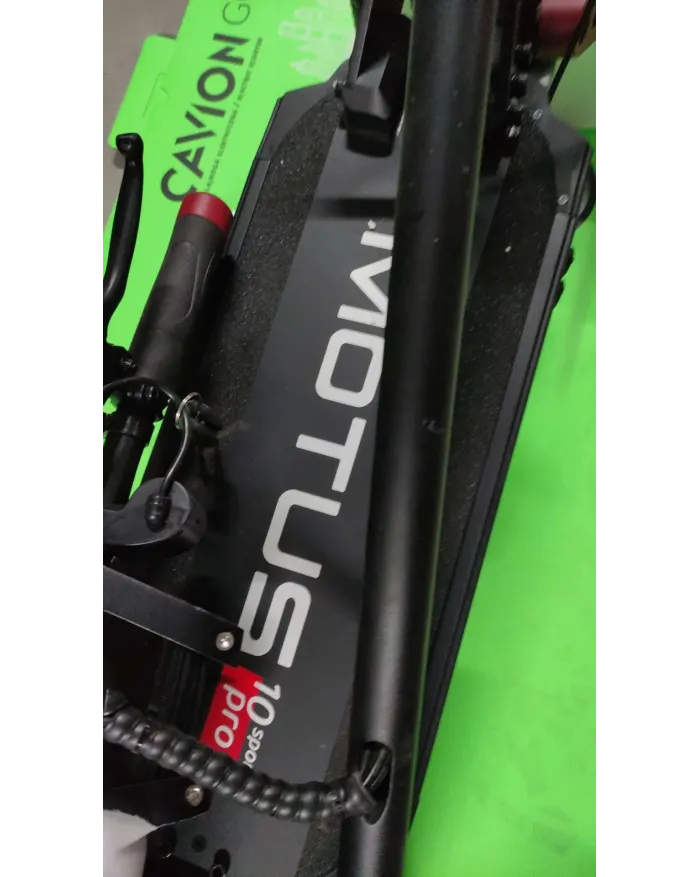 Outlet Electric Scooter Motus PRO10 Sport | Very Good Condition